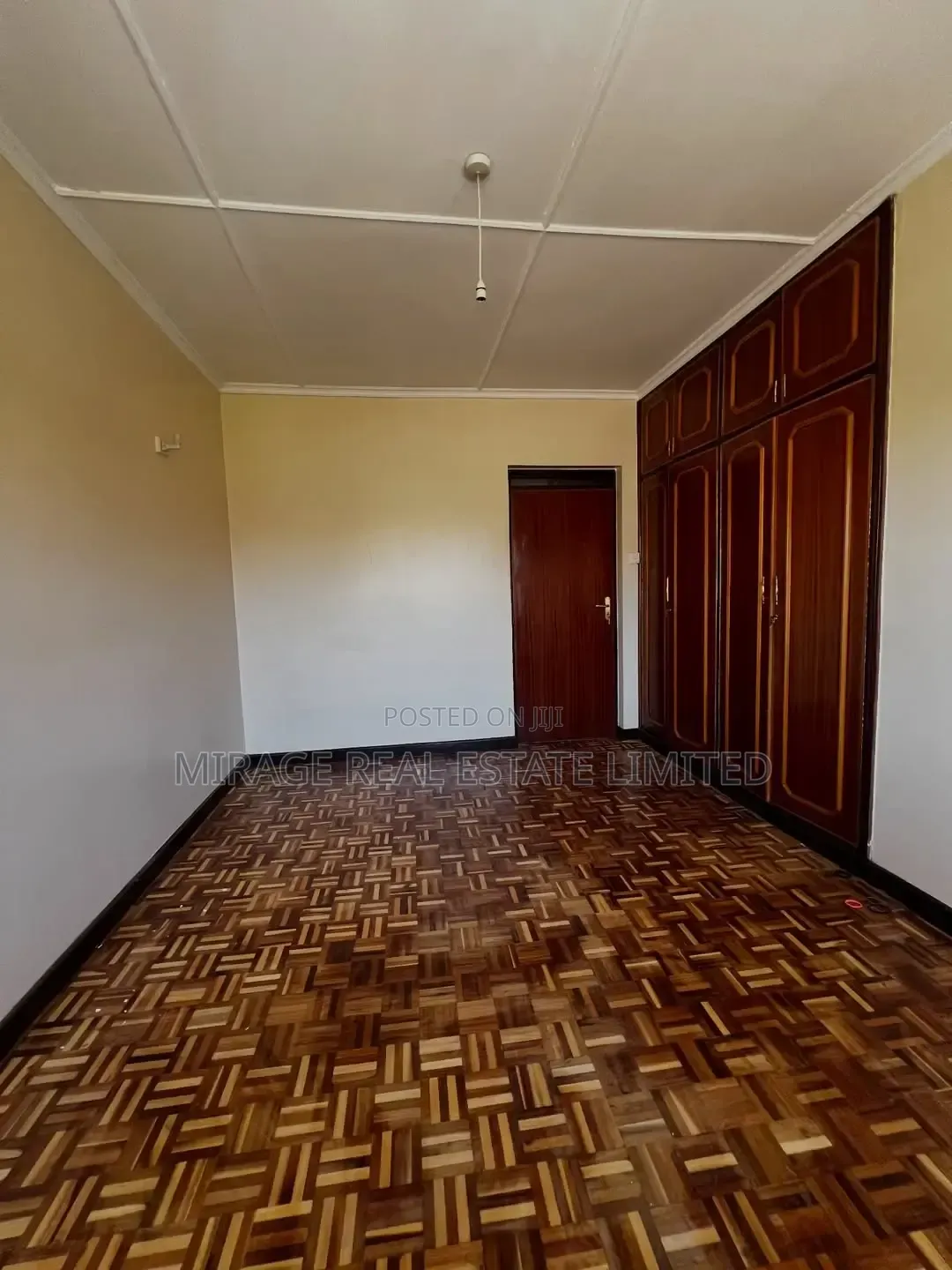 3bdrm Apartment in Valley Arcade for rent