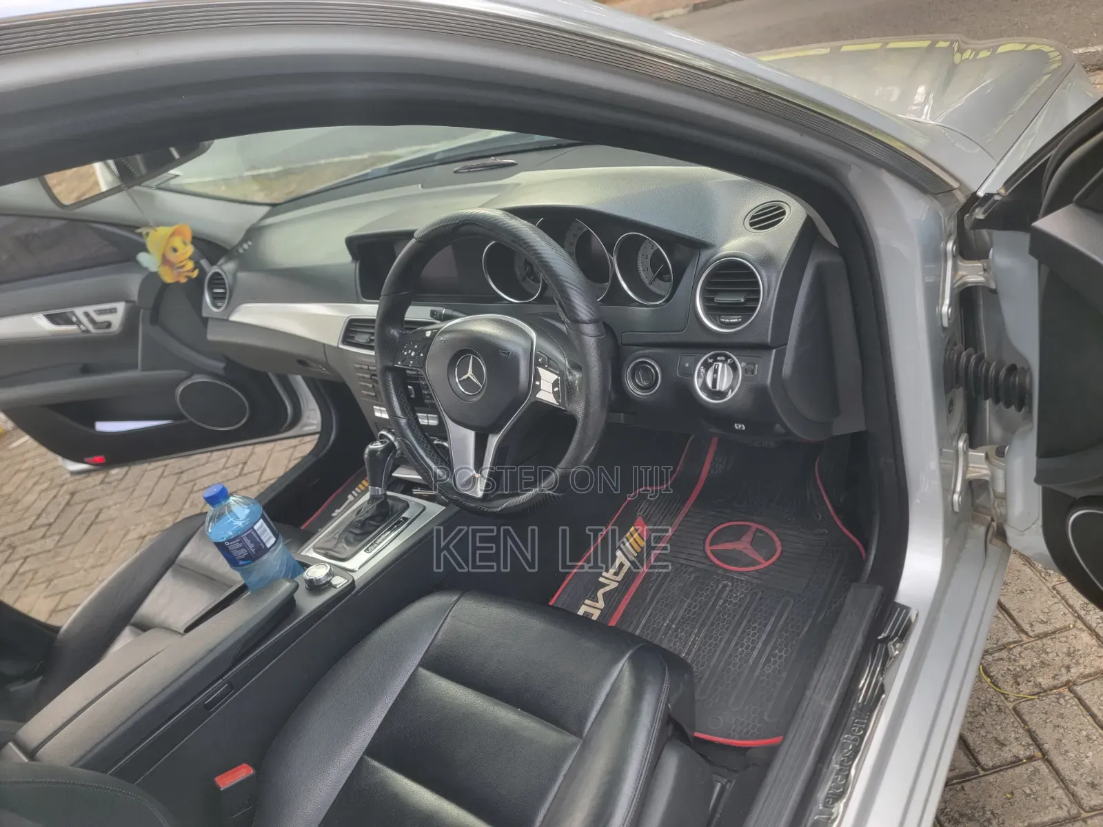 Mercedes-Benz C200 2011 Silver
