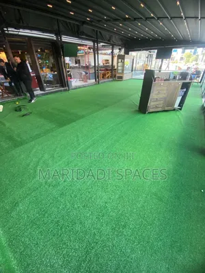 Hotel & Restaurant Artificial Grass-Luxury Green Decor