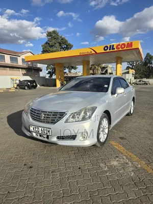 Toyota Crown 2012 Silver