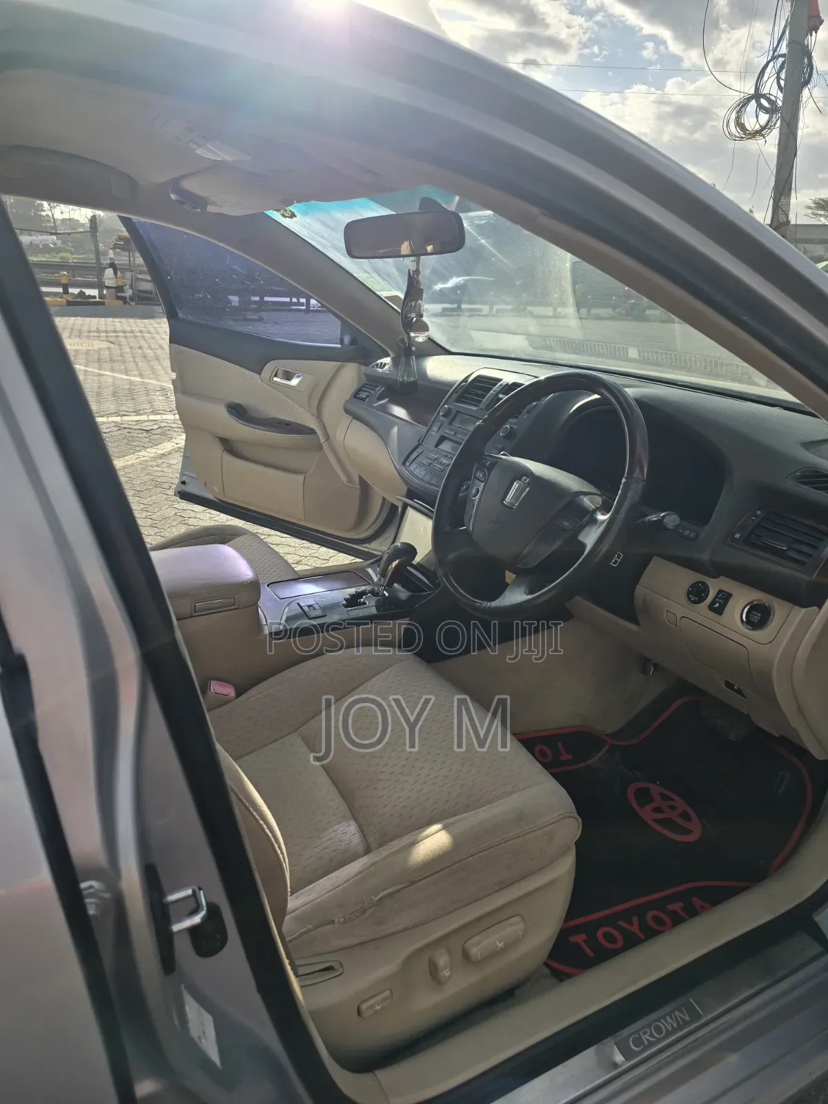 Toyota Crown 2012 Silver