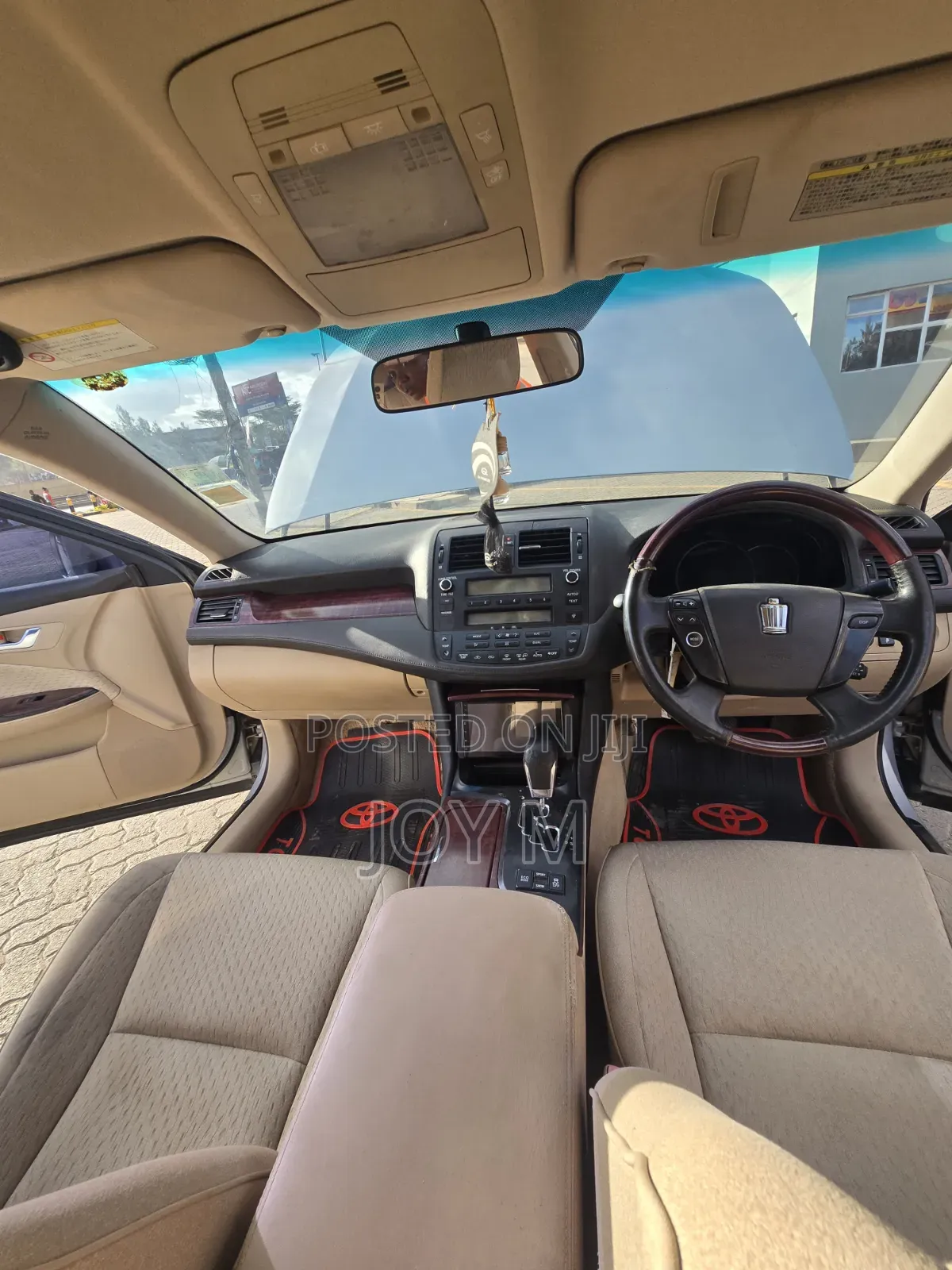 Toyota Crown 2012 Silver