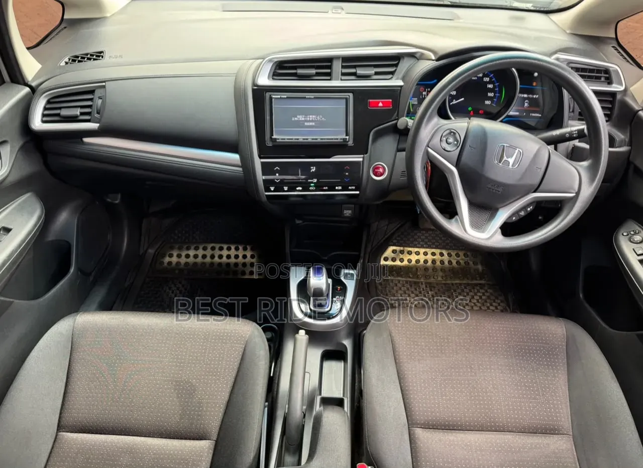 Honda Fit 2017 White