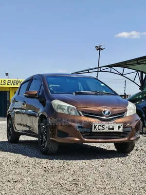 Toyota Vitz 2012 Brown