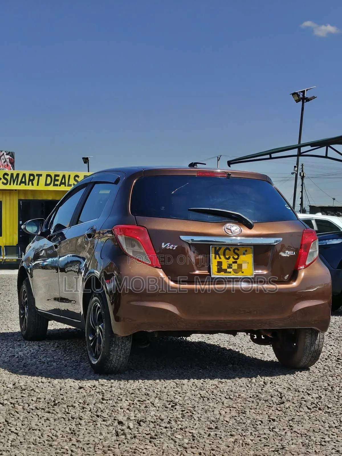 Toyota Vitz 2012 Brown