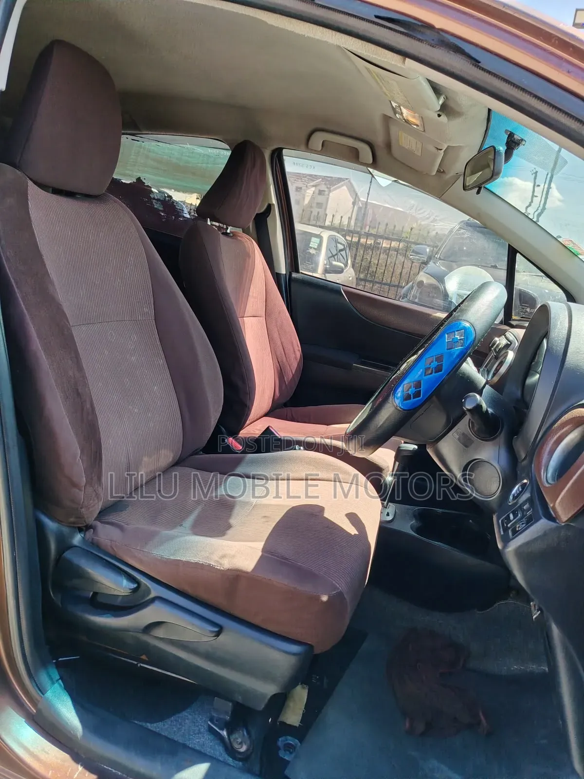 Toyota Vitz 2012 Brown