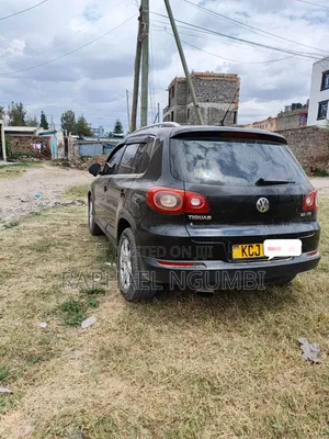 Volkswagen Tiguan 2010 Black