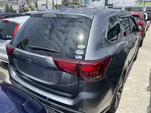 Mitsubishi Outlander ES AWC 2019 Gray