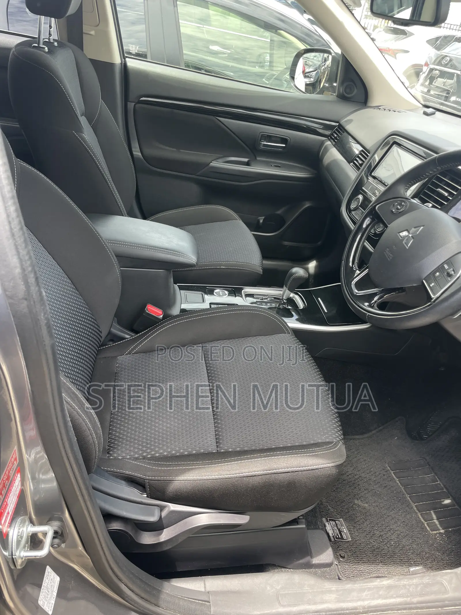 Mitsubishi Outlander ES AWC 2019 Gray