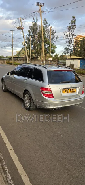 Mercedes-Benz C200 2011 Silver