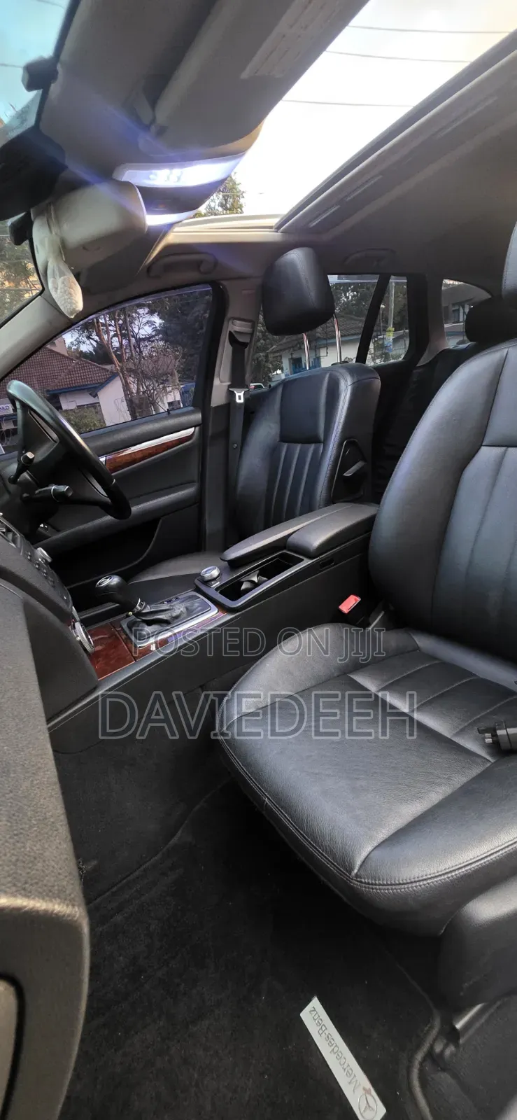 Mercedes-Benz C200 2011 Silver