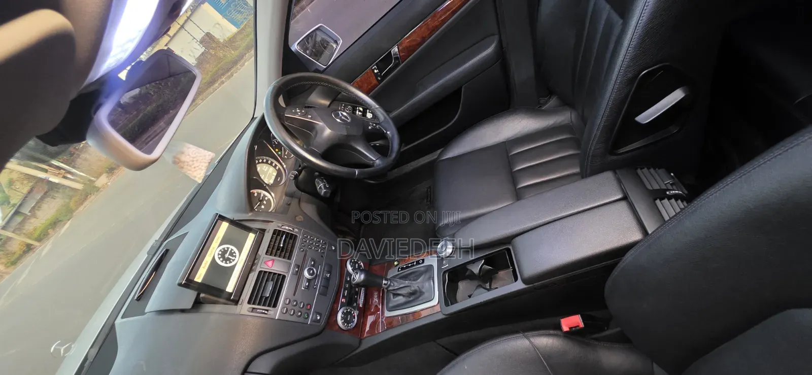Mercedes-Benz C200 2011 Silver