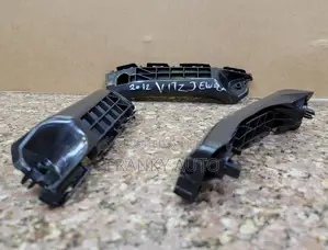 Bumper Side Bracket – Toyota Vitz 2012 (Jewela)