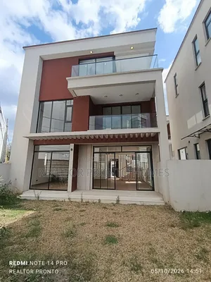 5bdrm Townhouse/Terrace in Lavington, Muthangari for sale