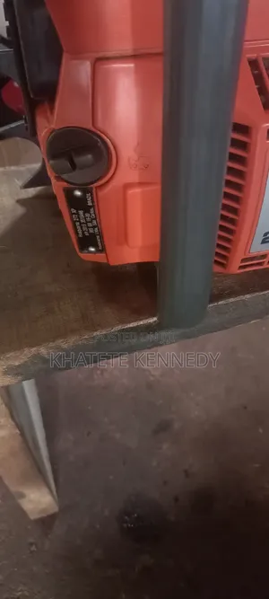 Chainsaw 272xp