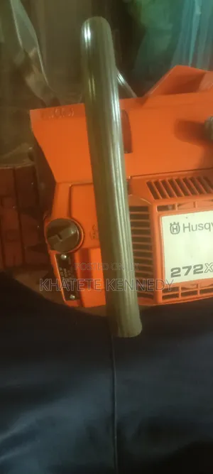 Chainsaw 272xp