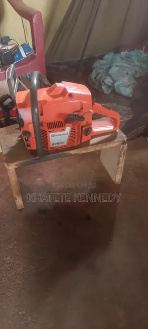 Chainsaw 272xp