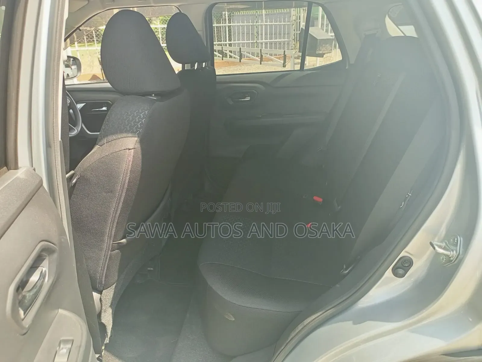 Toyota Raize 2019 Silver