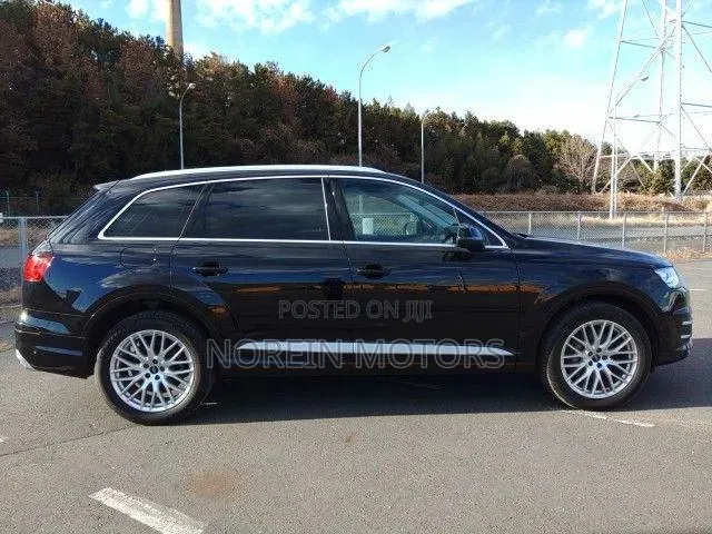 Audi Q7 2019 Matt Black