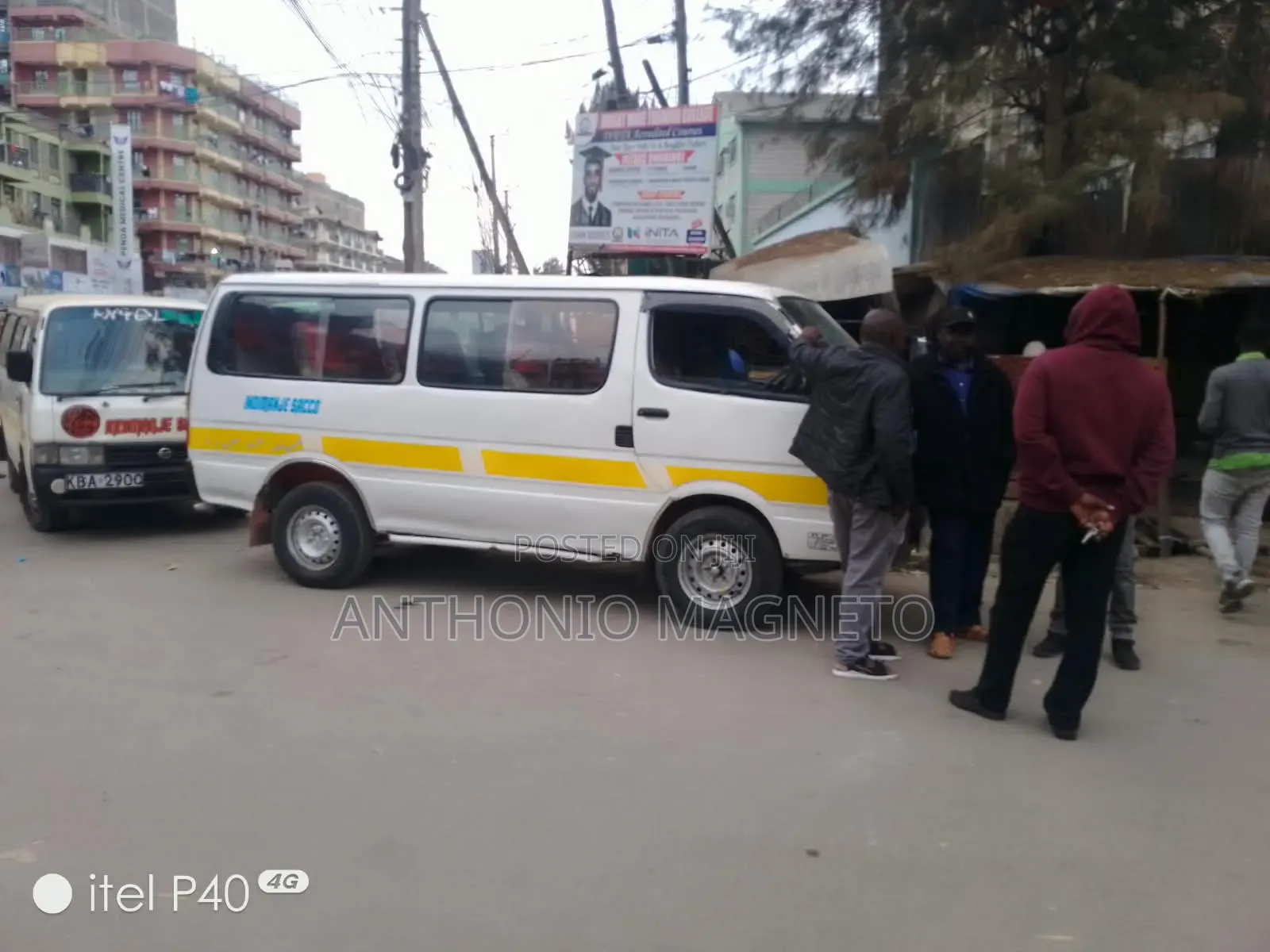 Toyota HiAce 1999 White