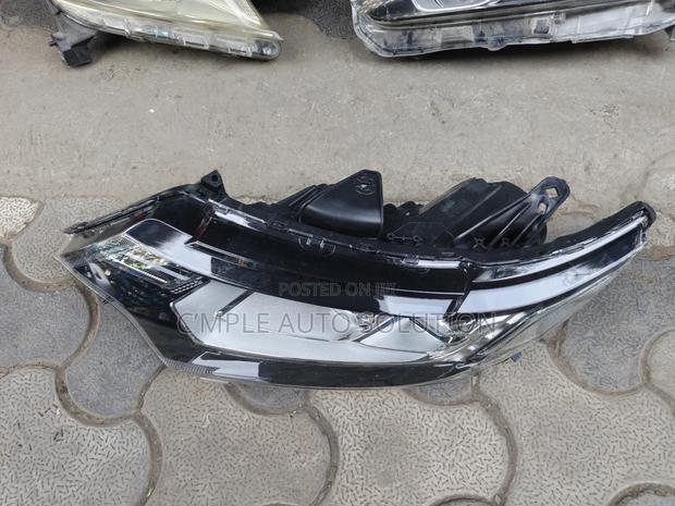 Mitsubishi Outlander 2018/2020 Model Headlight - thumbnail 2