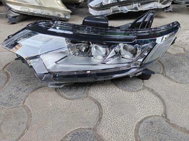 Mitsubishi Outlander 2018/2020 Model Headlight - thumbnail 3