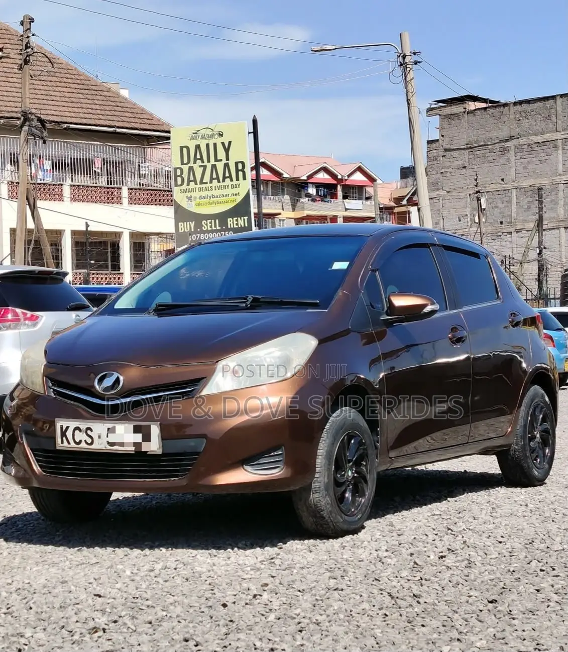 Toyota Vitz 2012 Brown