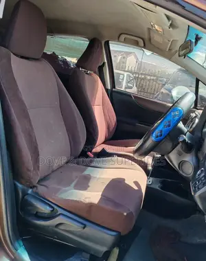 Toyota Vitz 2012 Brown
