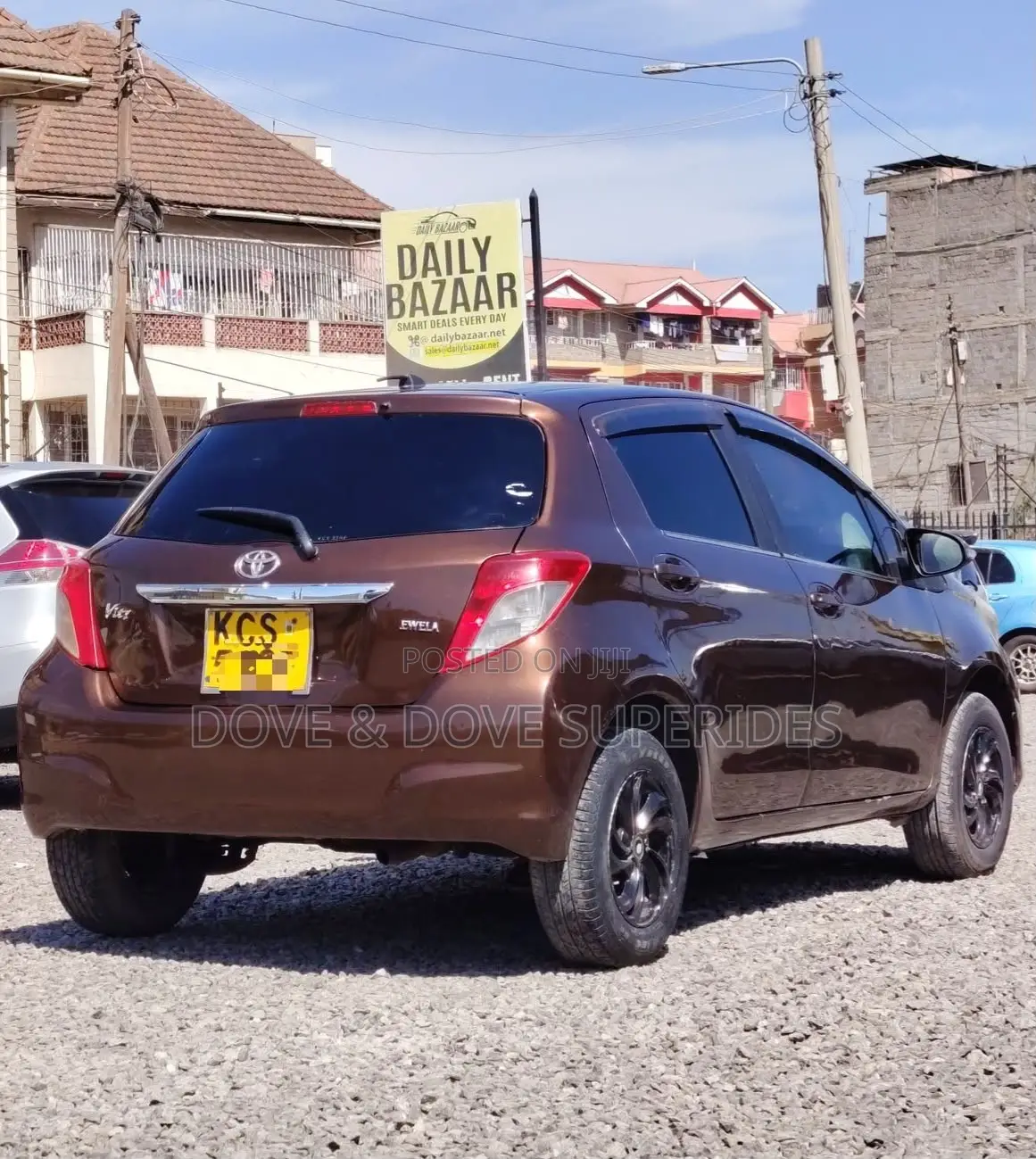 Toyota Vitz 2012 Brown