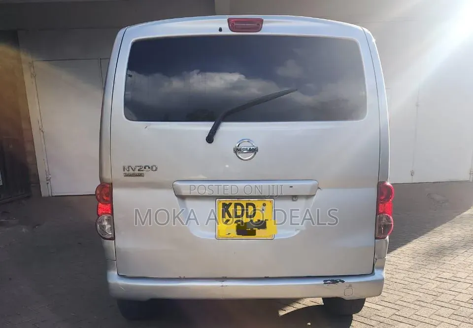 Nissan NV200 2014 Silver