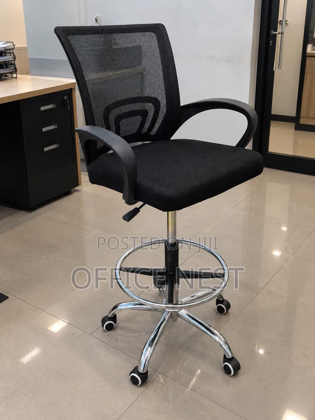 High Office Stool Chair – Adjustable Mesh Work Chair