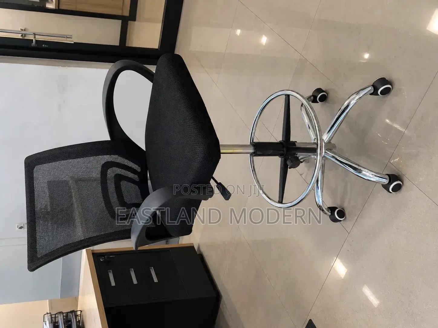 High Office Stool Chair – Adjustable Mesh Work Chair