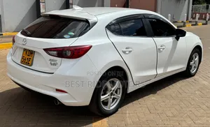 Mazda Axela 2017 White