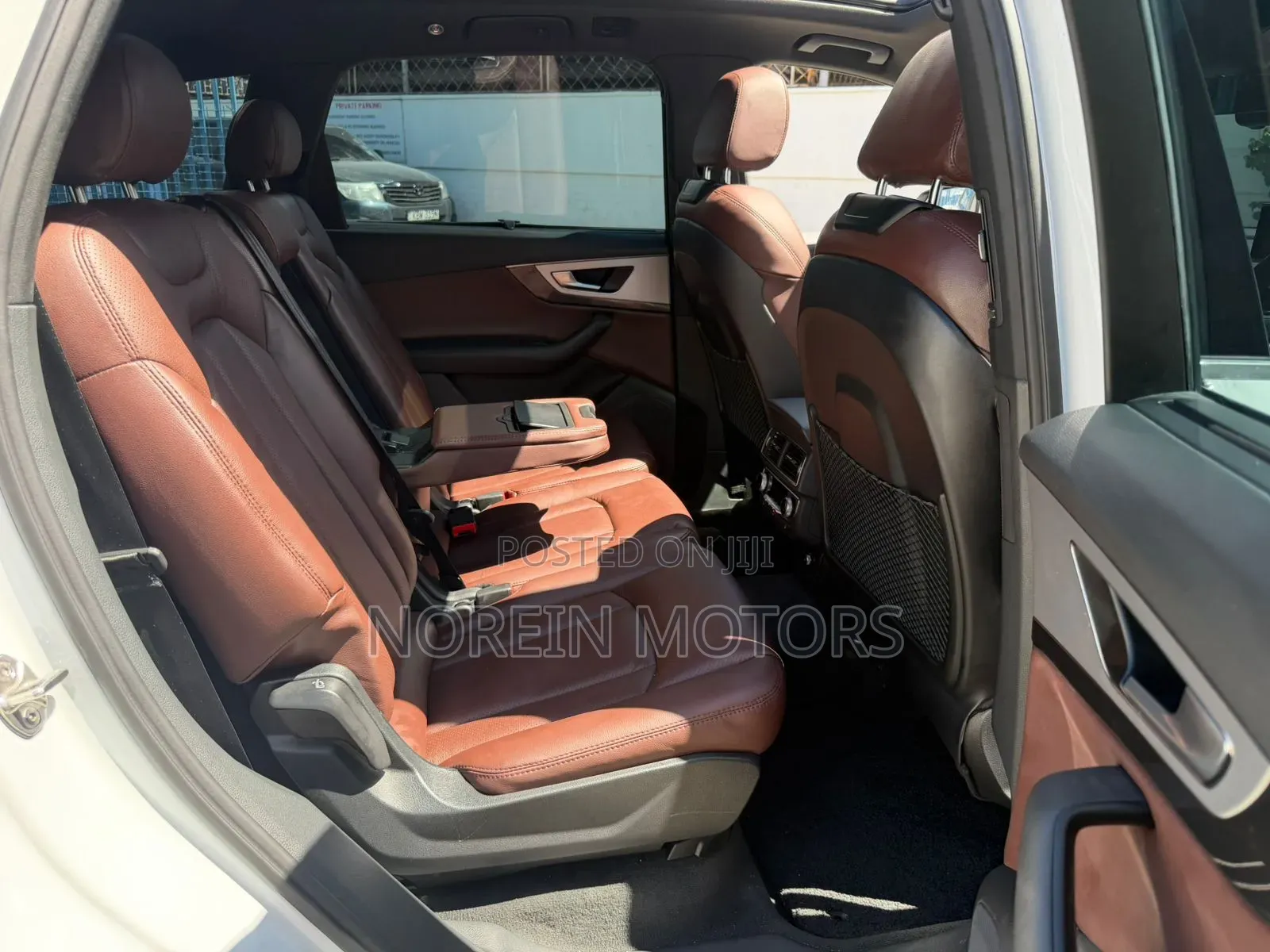 Audi Q7 2019 Off white