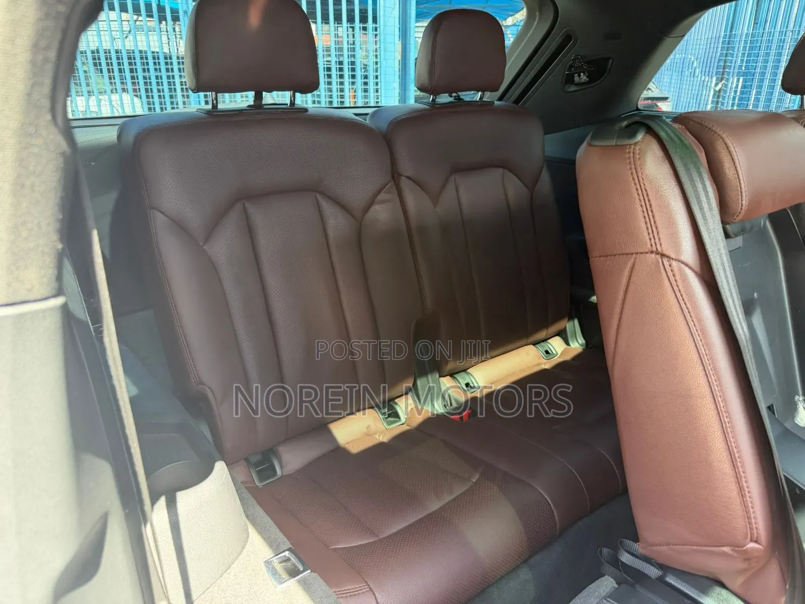 Audi Q7 2019 Off white