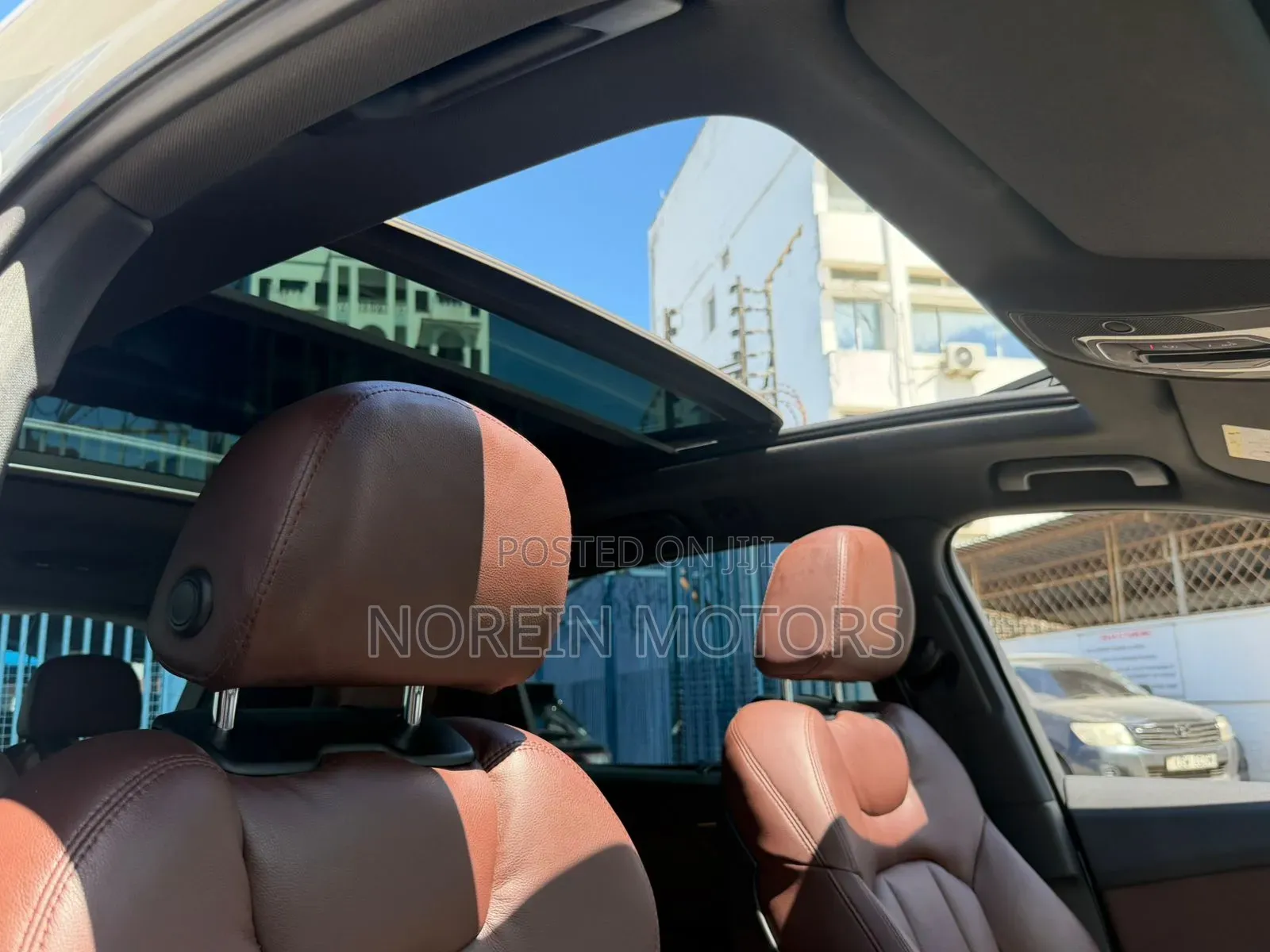 Audi Q7 2019 Off white