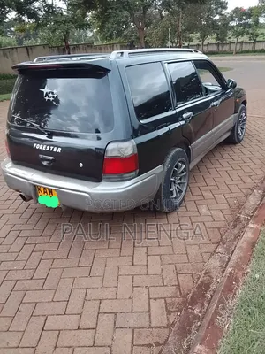 Subaru Forester 1999 Black