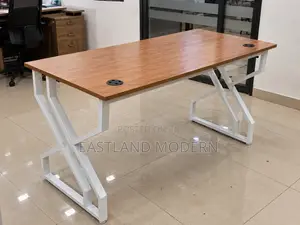 Modern Office Desk – Wooden Top With White Metal Legs.