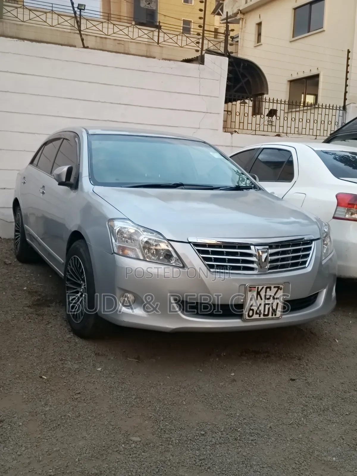 Toyota Premio 2013 Silver