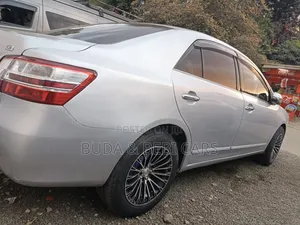 Toyota Premio 2013 Silver