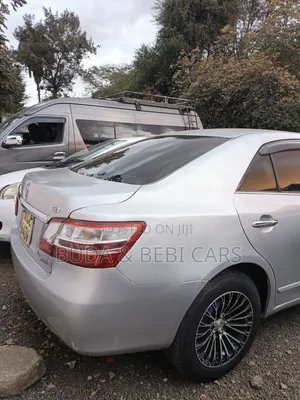 Toyota Premio 2013 Silver