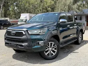 Toyota Hilux Revo Double Cab Deisel 2.4 AWD 2019 Green