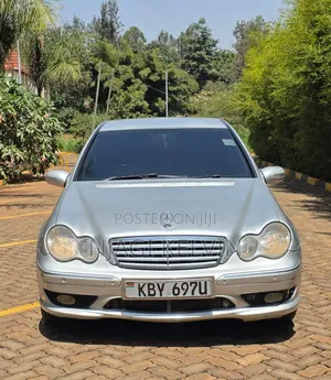 Mercedes-Benz C180 2007 Silver