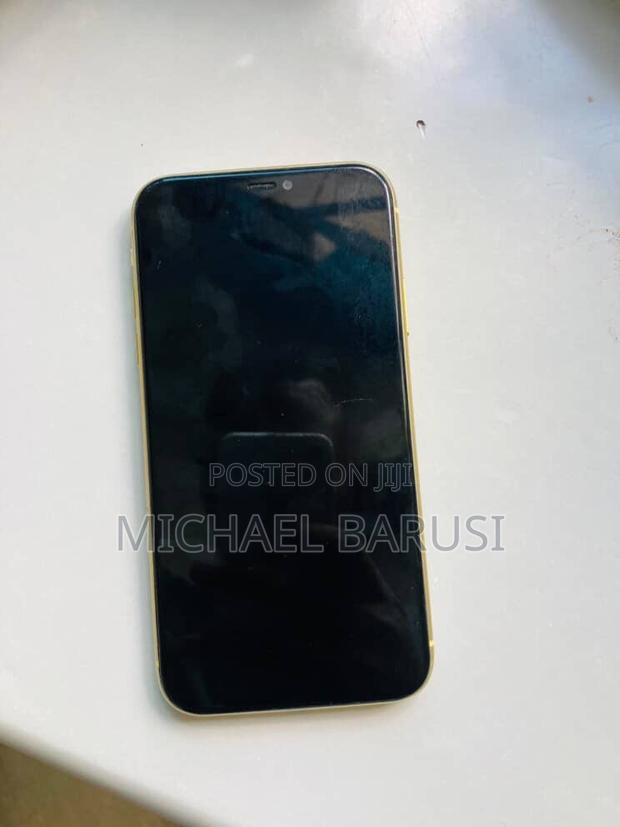 Apple iPhone 11 64 GB Yellow - thumbnail 7