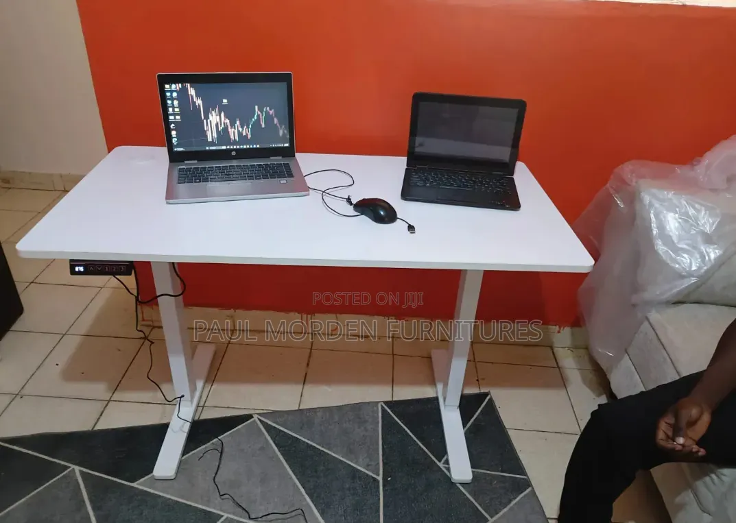 Free Standing Electric Table