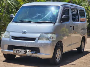 Toyota TownAce 2010 Silver