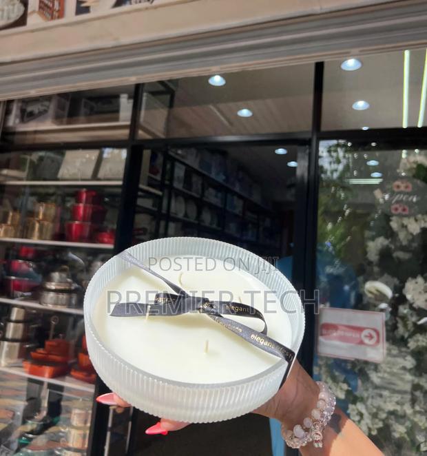 Elegant Scented Candle - main view