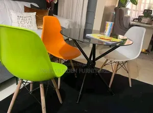 Black Round Dining Table