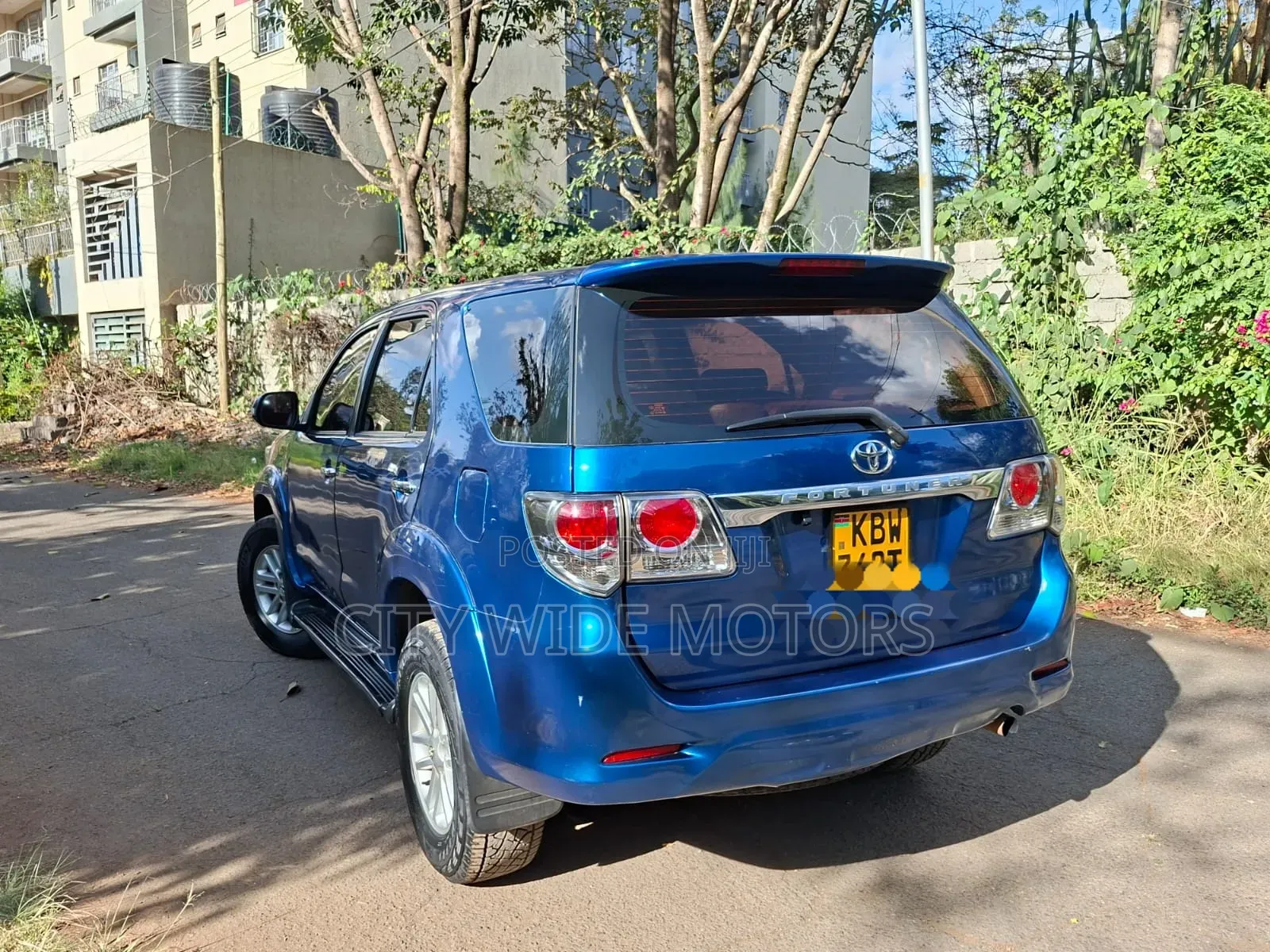 Toyota Fortuner 2012 Blue