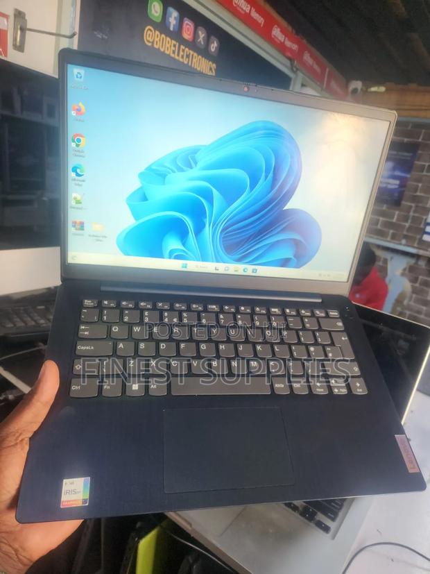Laptop Lenovo ThinkPad 2 4GB Intel Celeron HDD 250GB